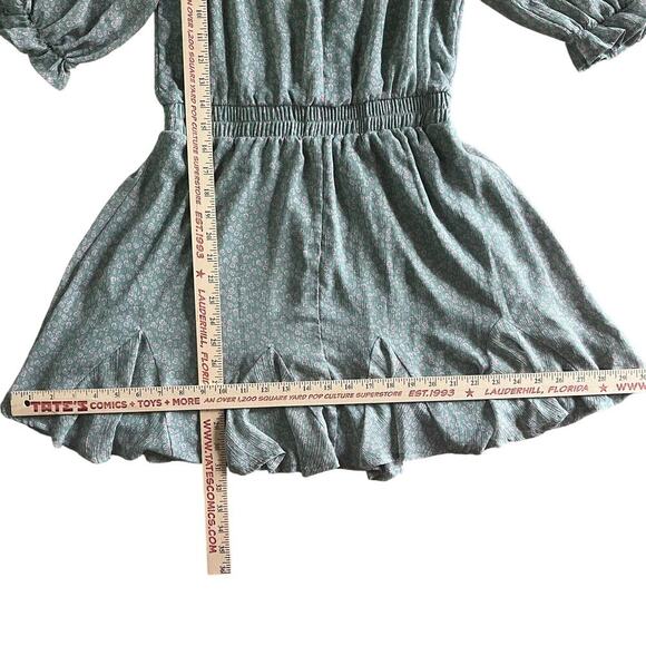 Trixxi Women’s Green Floral Mini Dress, Size M, Puff Sleeve, Smocked Waist Lined - Picture 3 of 10